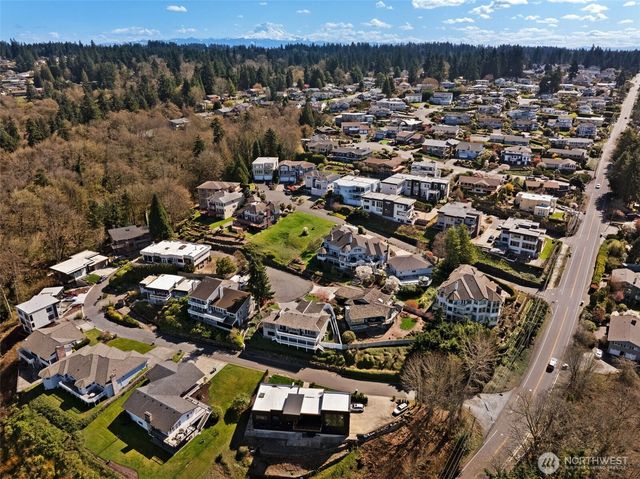 165 S 293rd Street, Federal Way, WA 98003