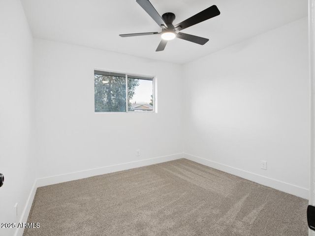 925 E 7TH Drive, Mesa, AZ 85204