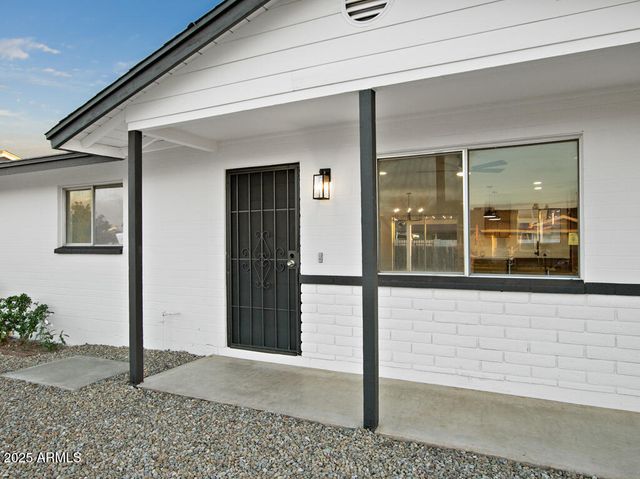 925 E 7TH Drive, Mesa, AZ 85204