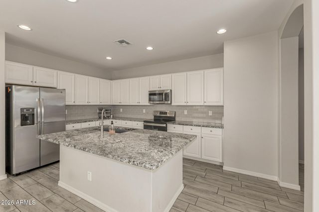 2885 W LYMAN Drive, Queen Creek, AZ 85144