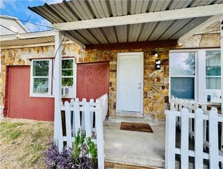 910 Elizabeth St, Corpus Christi, TX 78404