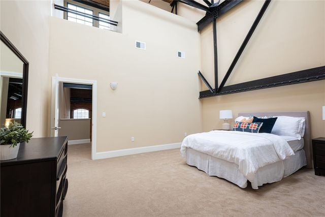 413 CENTRAL Avenue 3-401, Pawtucket, RI 02861