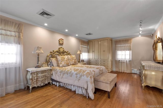 145-85 9th Avenue, Whitestone, NY 11357