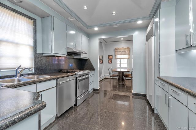 145-85 9th Avenue, Whitestone, NY 11357