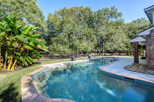 9114 Brahms Lane, Houston, TX 77040