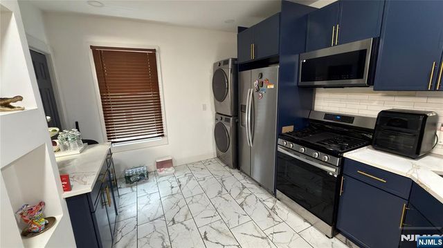 79 22nd Street, Paterson, NJ 07514