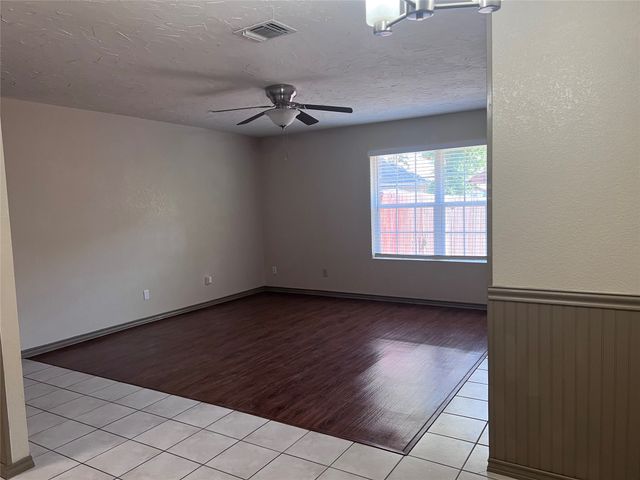 11912 Metmora Court, Fort Worth, TX 76008