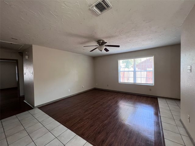 11912 Metmora Court, Fort Worth, TX 76008