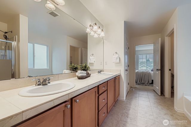 20402 124th Avenue NE, Bothell, WA 98011