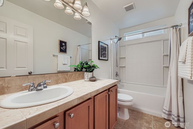 20402 124th Avenue NE, Bothell, WA 98011