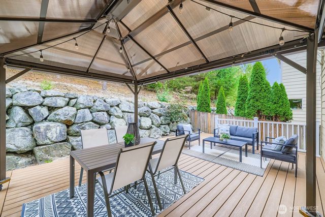 20402 124th Avenue NE, Bothell, WA 98011