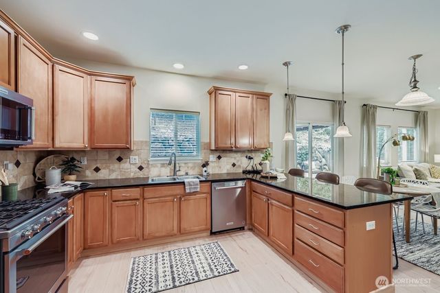 20402 124th Avenue NE, Bothell, WA 98011