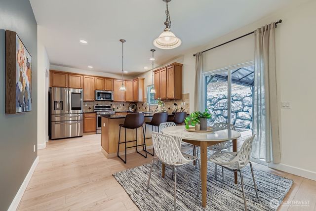 20402 124th Avenue NE, Bothell, WA 98011