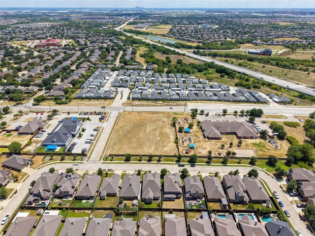 921 Viburnum Drive, Fort Worth, TX 76131
