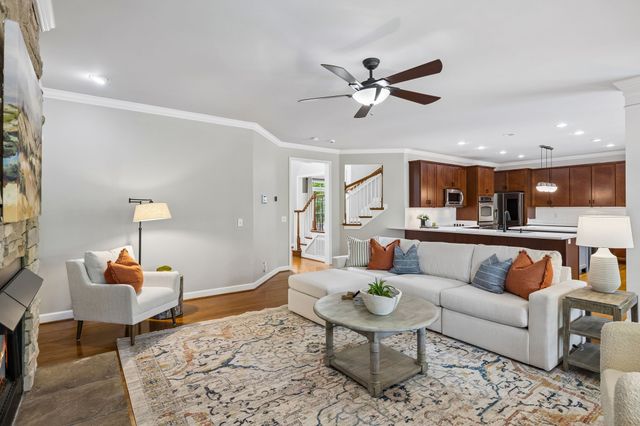 3053 Oxford Glen Dr, Franklin, TN 37067