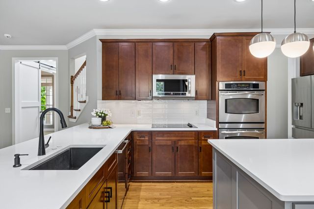 3053 Oxford Glen Dr, Franklin, TN 37067