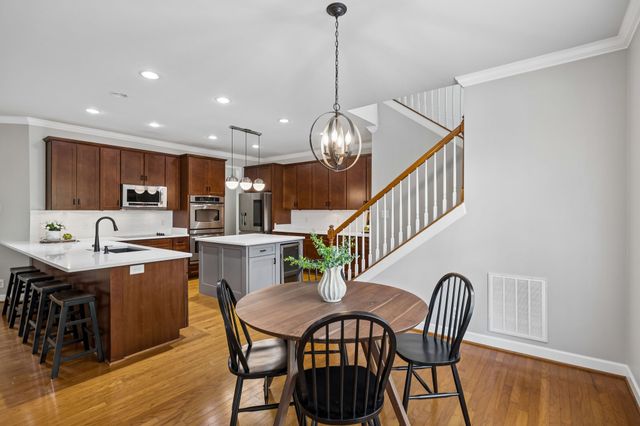3053 Oxford Glen Dr, Franklin, TN 37067