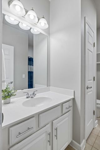 3053 Oxford Glen Dr, Franklin, TN 37067
