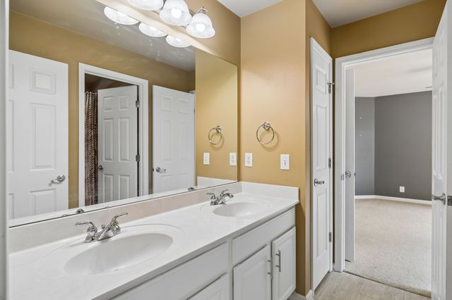 3053 Oxford Glen Dr, Franklin, TN 37067