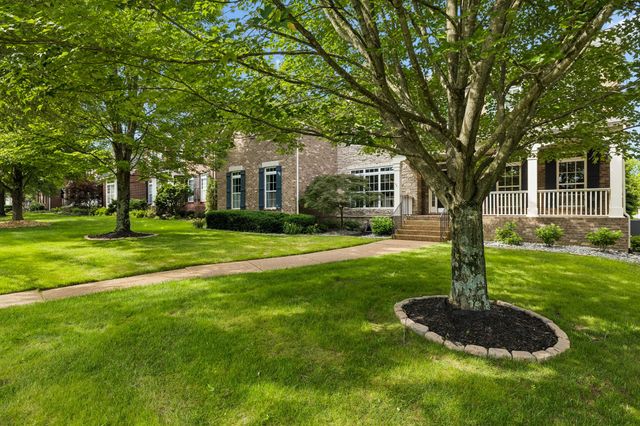 3053 Oxford Glen Dr, Franklin, TN 37067