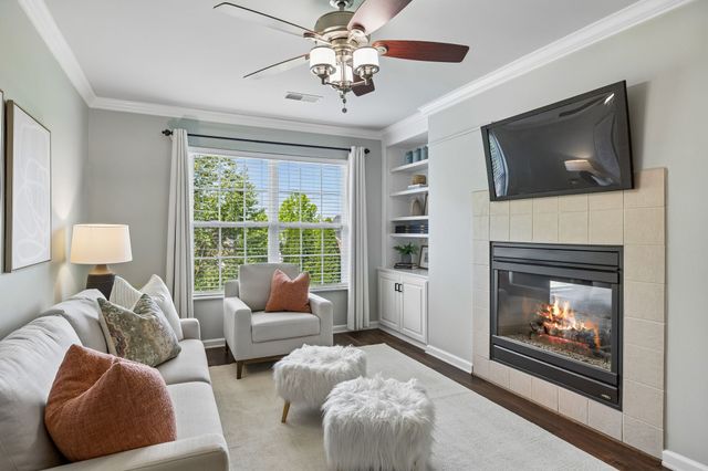 3053 Oxford Glen Dr, Franklin, TN 37067