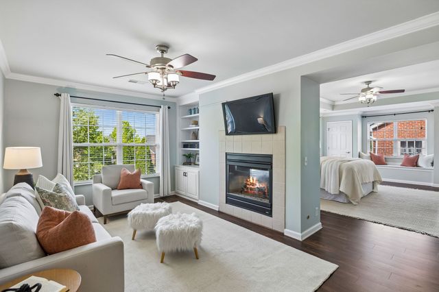 3053 Oxford Glen Dr, Franklin, TN 37067