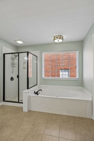 3053 Oxford Glen Dr, Franklin, TN 37067