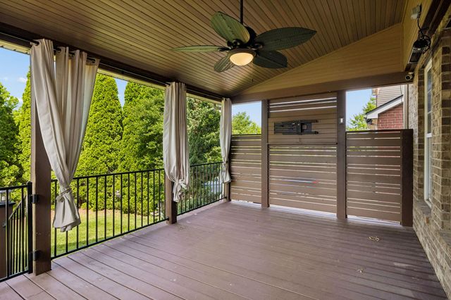 3053 Oxford Glen Dr, Franklin, TN 37067