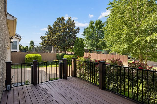 3053 Oxford Glen Dr, Franklin, TN 37067