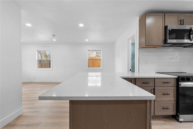 8880 Hoyt Drive, Thornton, CO 80229