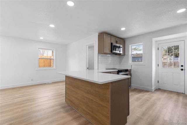 8880 Hoyt Drive, Thornton, CO 80229