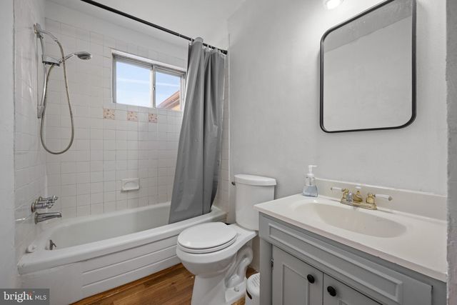 53 JOBS LN, Williamstown, NJ 08094