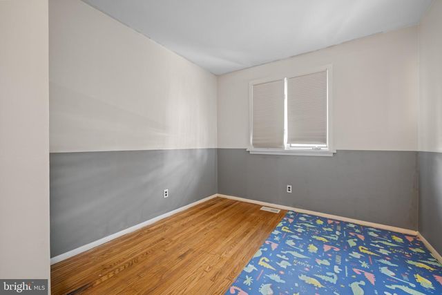 53 JOBS LN, Williamstown, NJ 08094