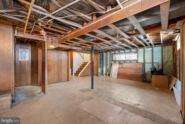 53 JOBS LN, Williamstown, NJ 08094