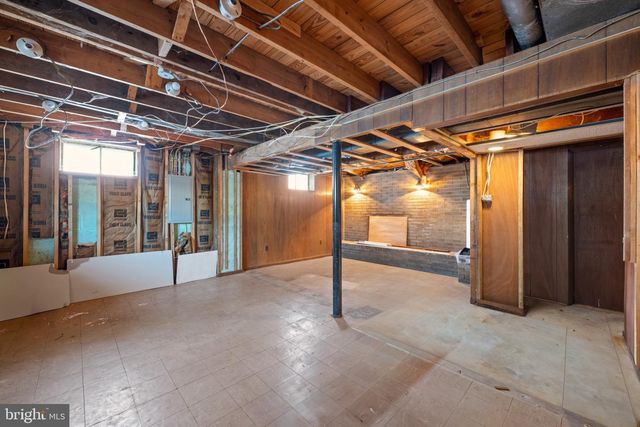 53 JOBS LN, Williamstown, NJ 08094