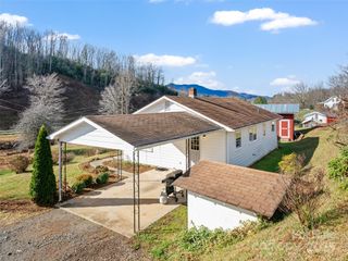 287 Newdale Church Road, Burnsville, NC 28714
