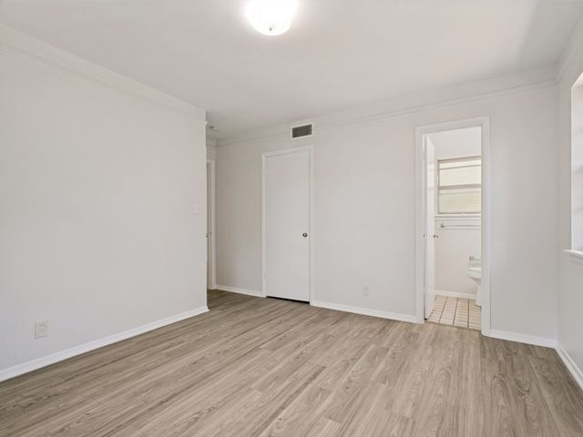 612 Forest Lane, Hurst, TX 76053