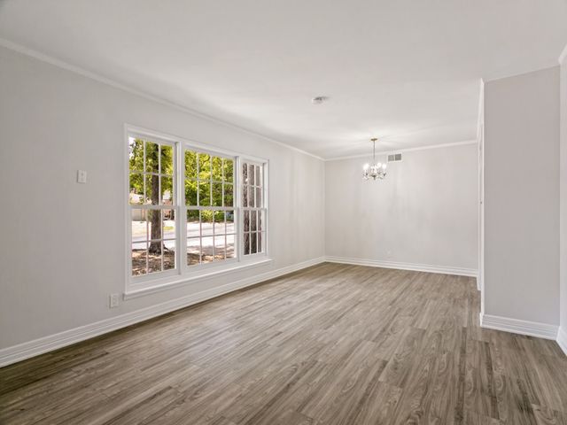 612 Forest Lane, Hurst, TX 76053