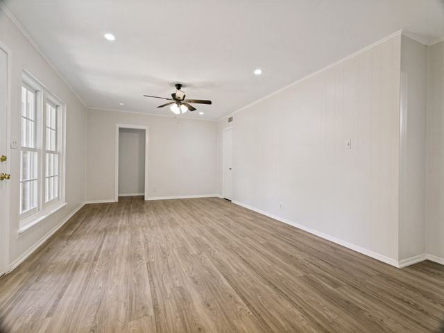 612 Forest Lane, Hurst, TX 76053