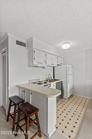 650 Cedar Point Boulevard B35, Cedar Point, NC 28584