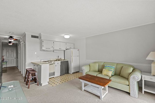 650 Cedar Point Boulevard B35, Cedar Point, NC 28584