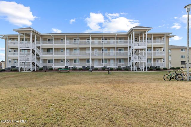 650 Cedar Point Boulevard B35, Cedar Point, NC 28584