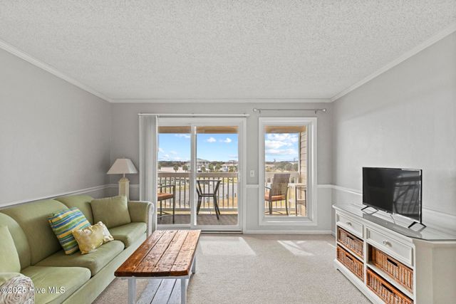 650 Cedar Point Boulevard B35, Cedar Point, NC 28584