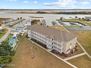 650 Cedar Point Boulevard B35, Cedar Point, NC 28584