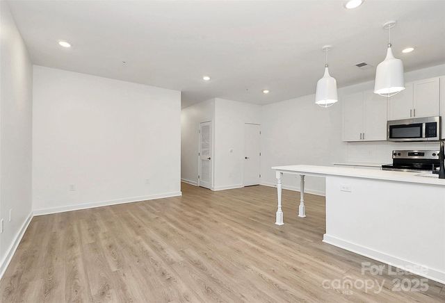 1115 Seigle Avenue 104, Charlotte, NC 28205