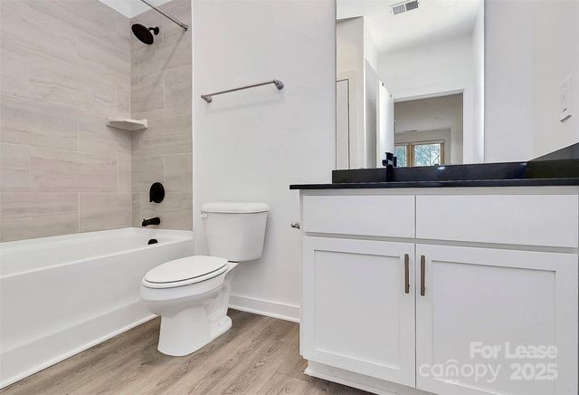 1115 Seigle Avenue 104, Charlotte, NC 28205