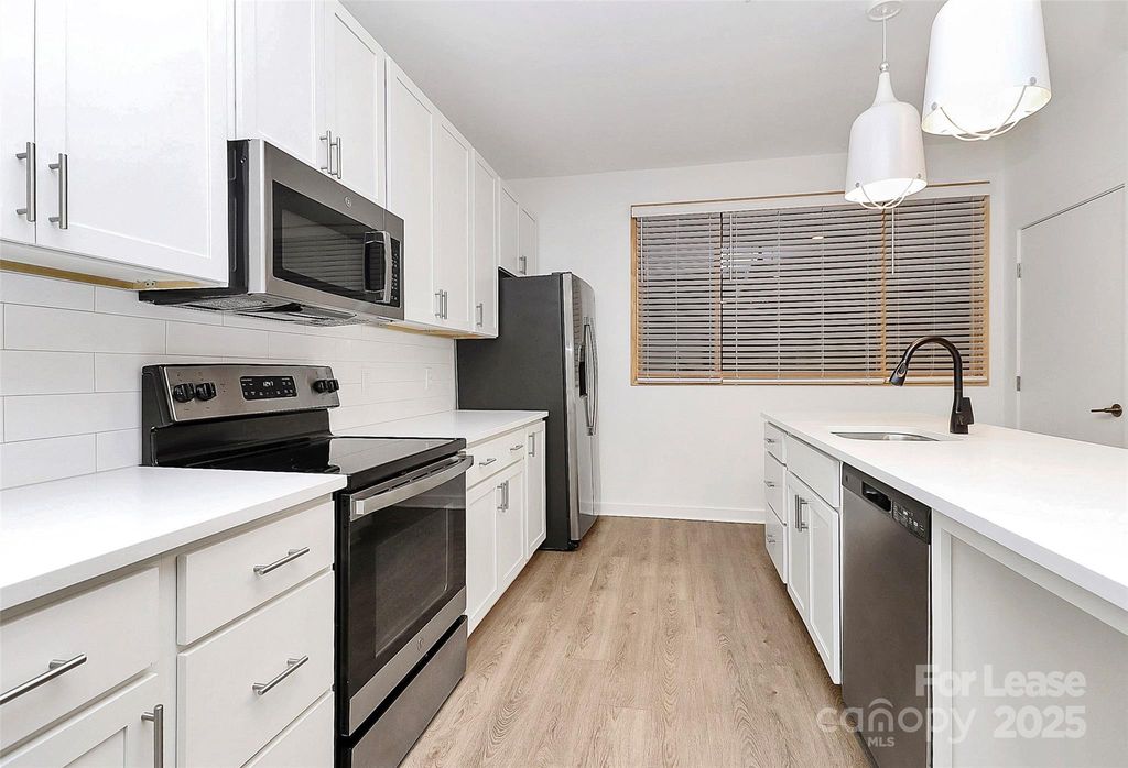 1115 Seigle Avenue 104, Charlotte, NC 28205