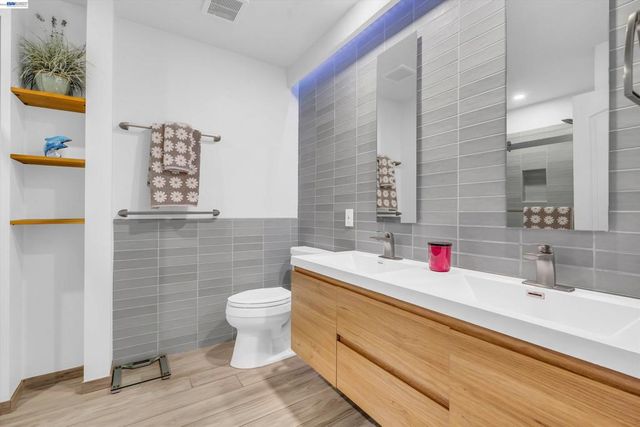 216 216 Elder Ct, San Ramon, CA 94582