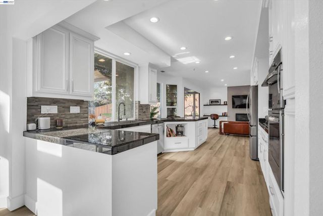 216 216 Elder Ct, San Ramon, CA 94582