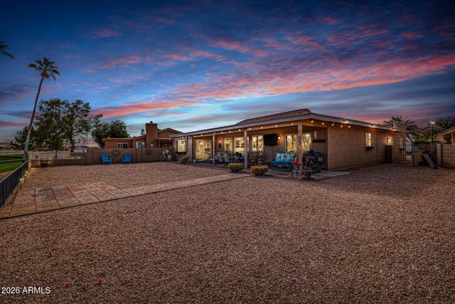 26241 S LAKEMONT Drive, Sun Lakes, AZ 85248